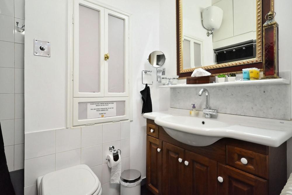 Plaka Elegant Apartment Atene Esterno foto